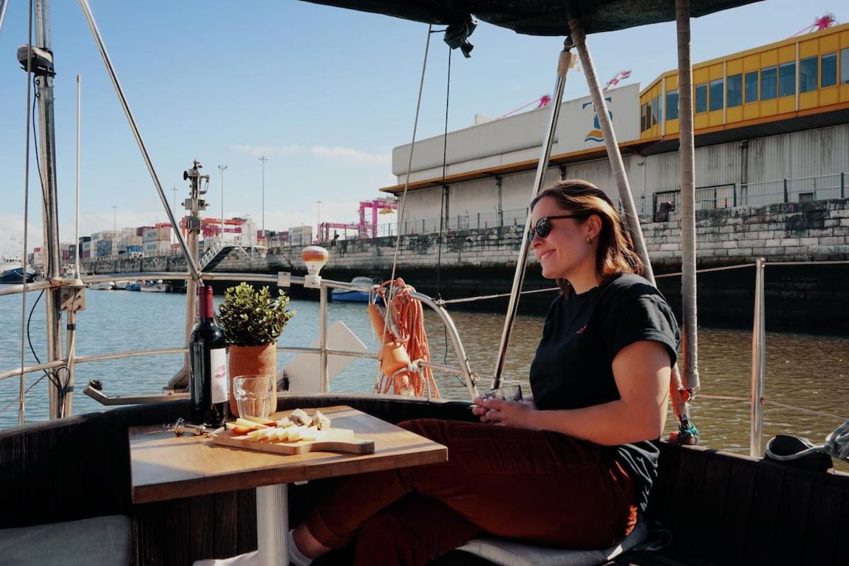מלון Cozy Lisbon Marina Sleepaboard - Sail Away מראה חיצוני תמונה
